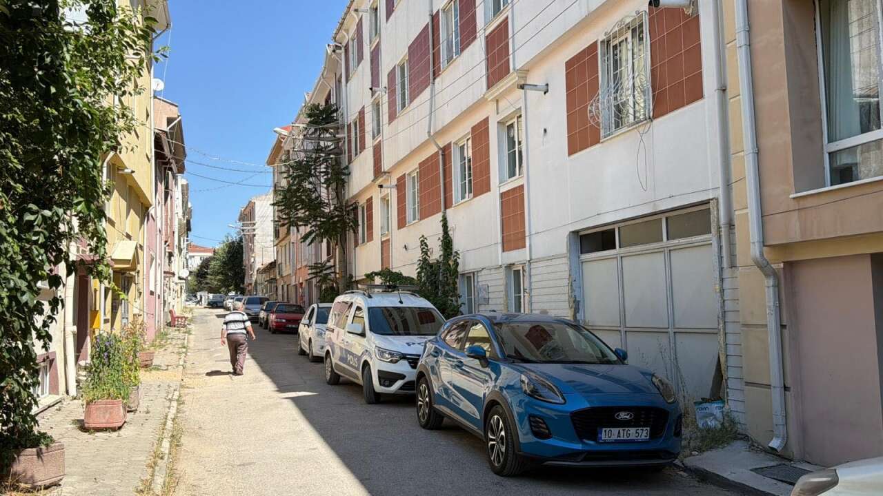 Üniversite görevlisinin cesedi bulundu! Ölümü şüpheli görüldü 3